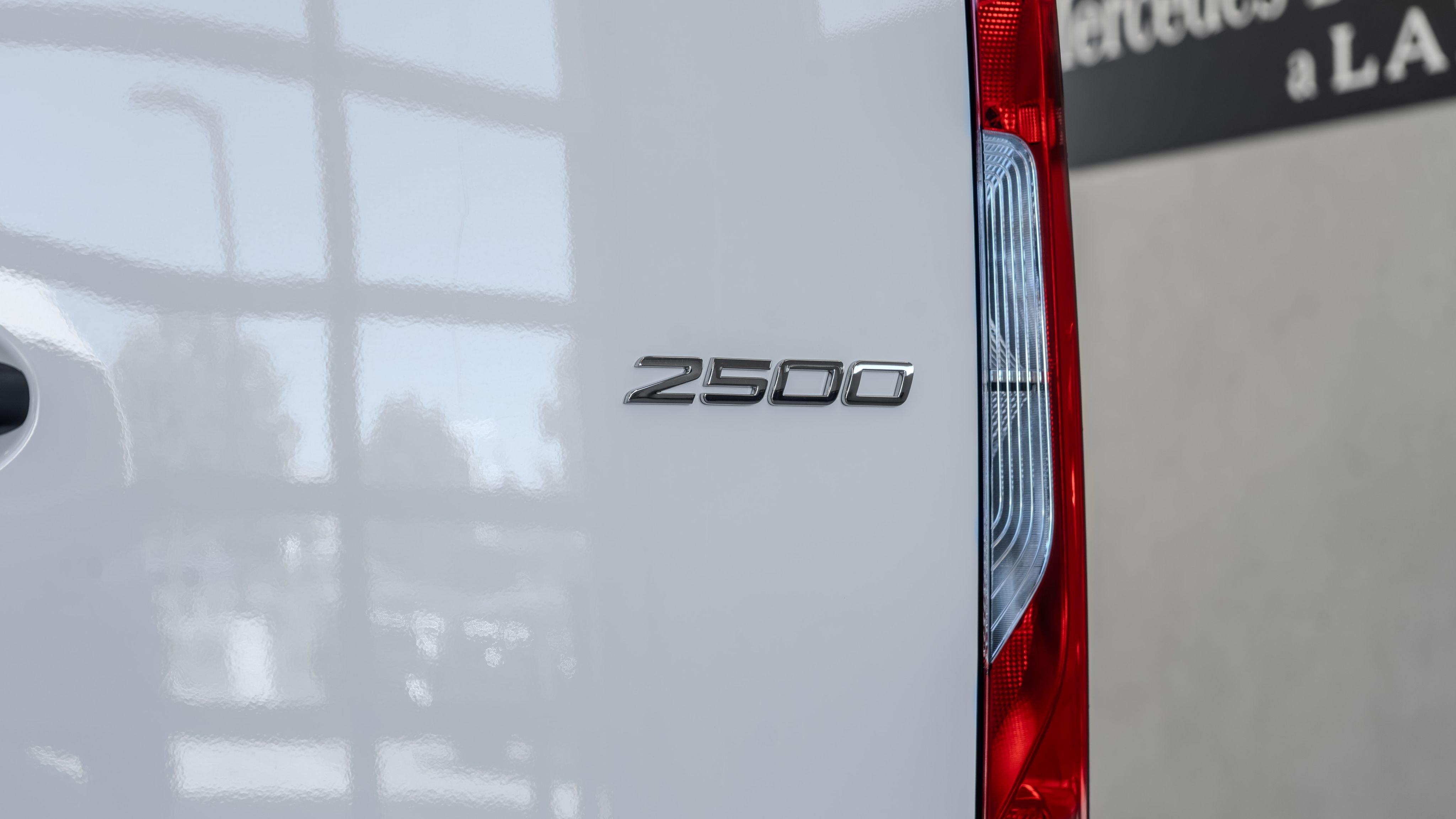 New 2026 Arctic+White Mercedes-Benz  image 24