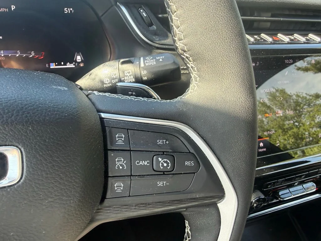 Used 2024 Silver Jeep Altitude X image 16
