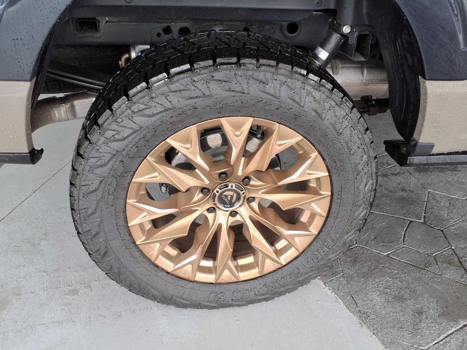 Used 2026 Antimatter Blue Metallic Ford King Ranch image 13