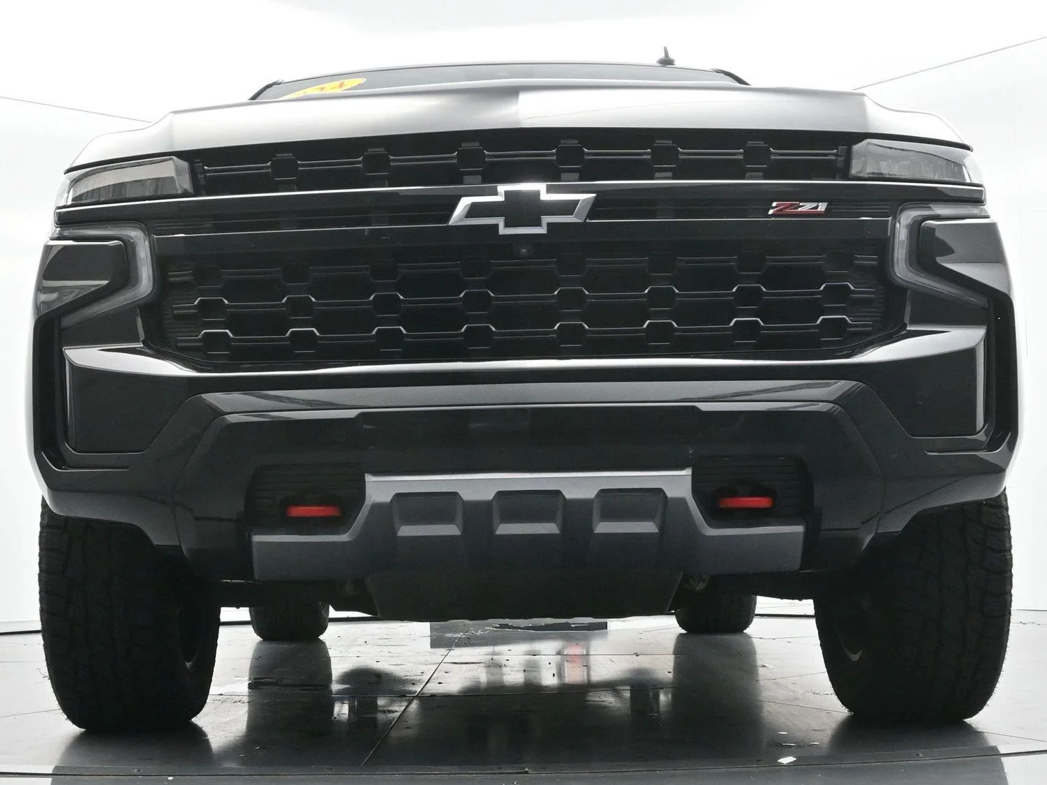 Used 2024 Black Chevrolet Z71 image 53
