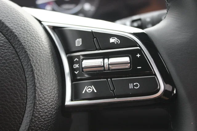 Used 2024 Black Kia EX image 17