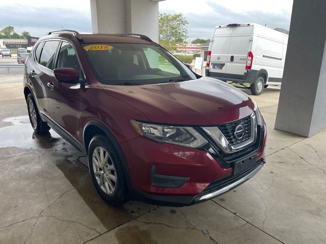 Used 2018 Red Nissan SV image 3
