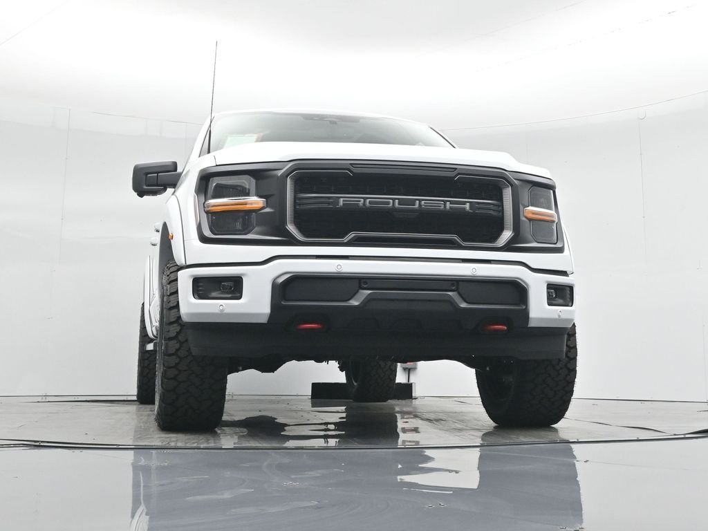 New 2025 Oxford White Ford XLT image 49