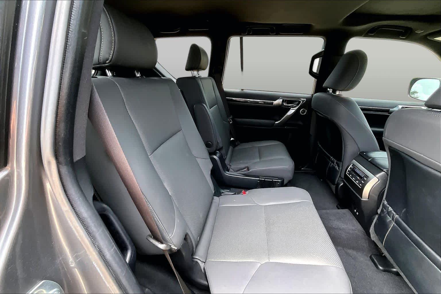 Used 2023 Nebula Gray Pearl Lexus Premium image 20