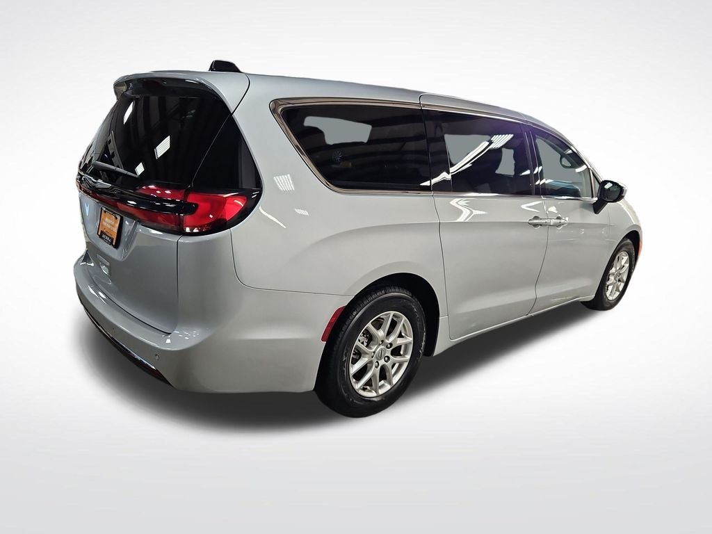 Certified Used 2023 Silver Chrysler Touring L image 5