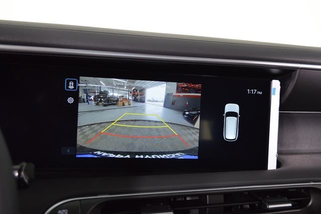 New 2026 White Hyundai SEL 8P image 42