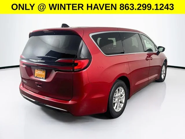 Used 2024 Red Chrysler Touring L image 7