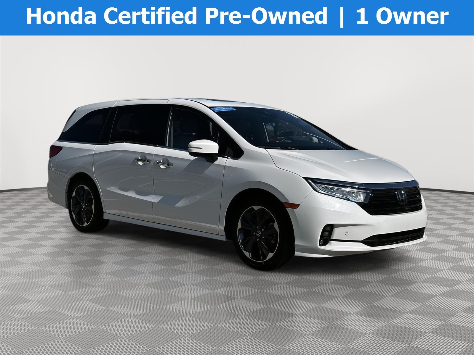 Used 2024 Platinum White Pearl Honda Elite image 1