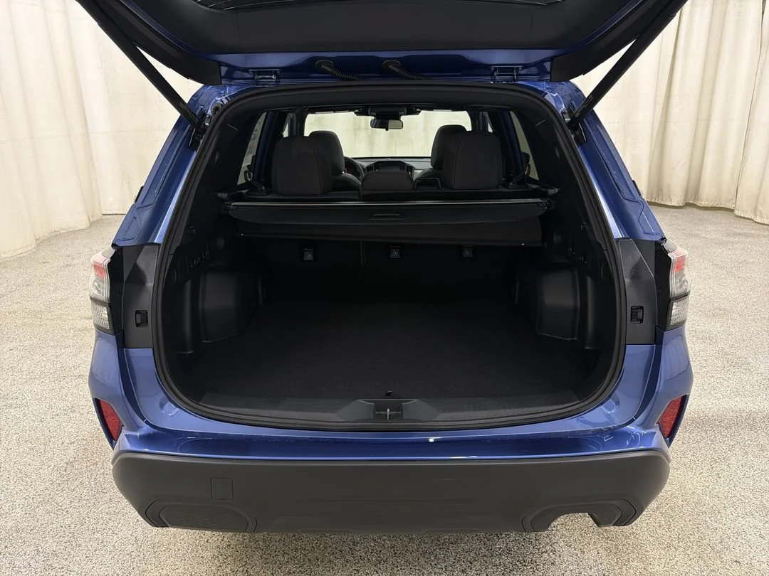 New 2026 Daybreak Blue Pearl Subaru Premium image 17