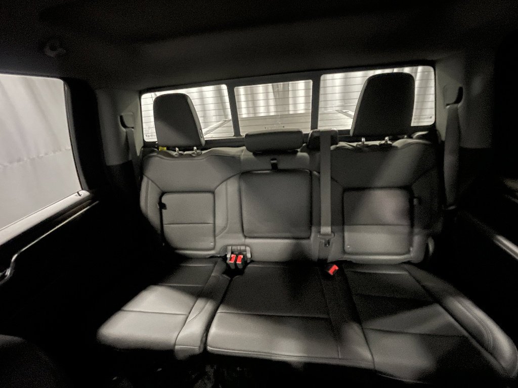 2025 GMC Sierra 2500HD SLT - Photo 21