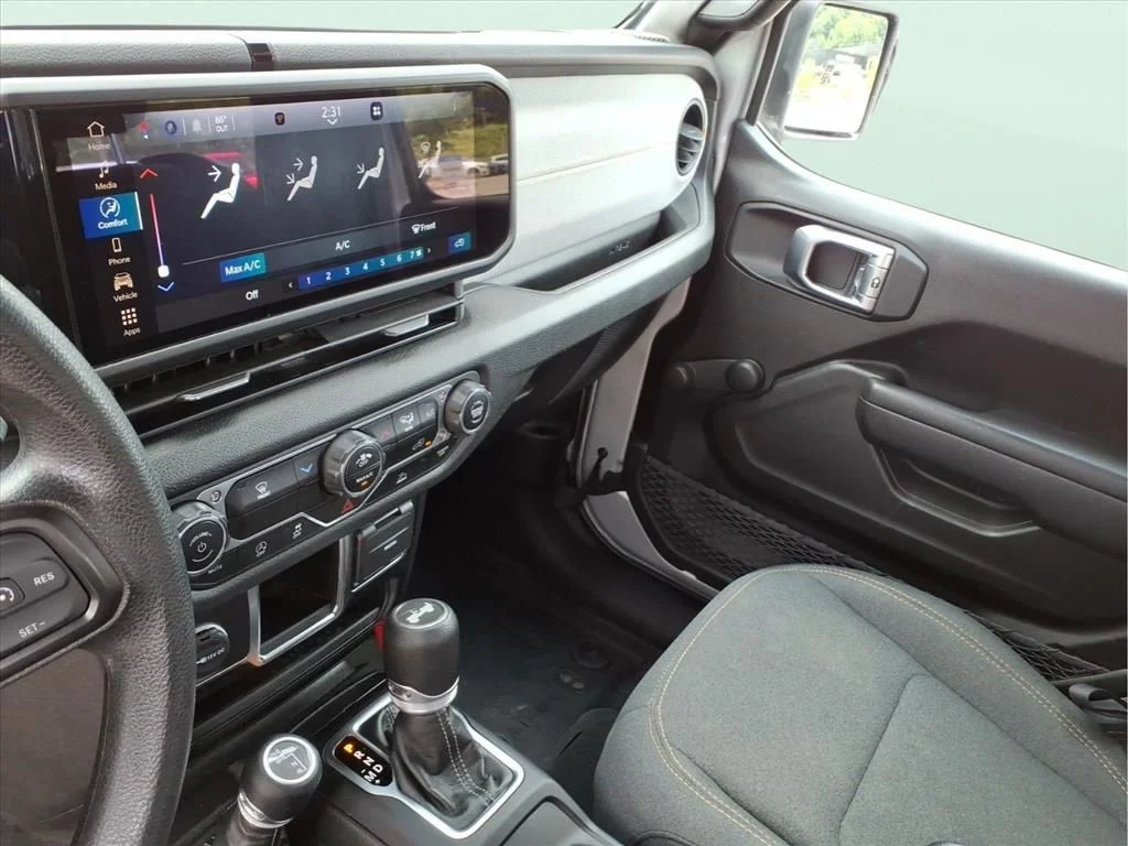 Used 2024 Silver Jeep Sport image 19