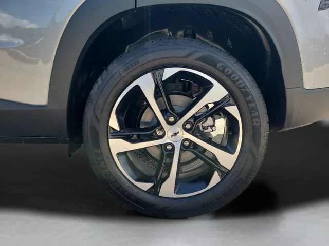 New 2026 Sterling Gray Metallic Chevrolet 1RS image 33