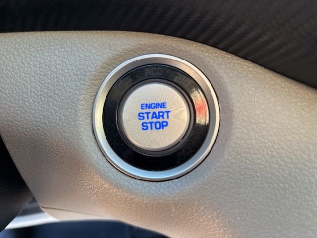 Certified Used 2021 White Hyundai Value image 35