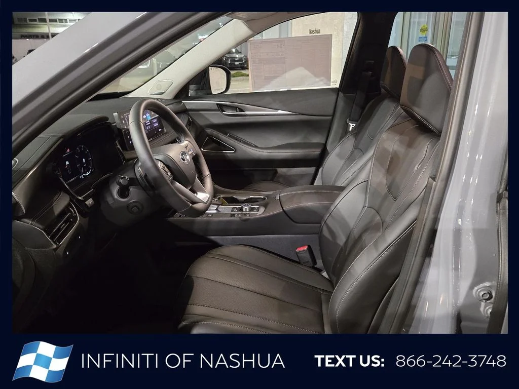 New 2027 HARBOR GRAY INFINITI Luxe AWD image 3