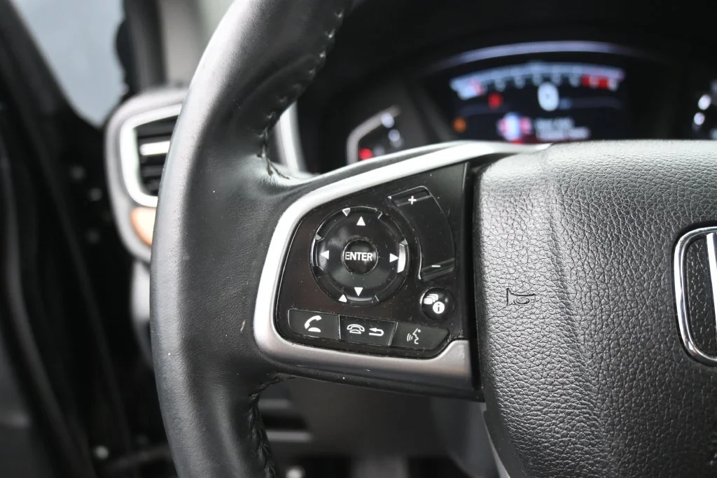 Used 2019 Black Honda EX-L AWD image 22