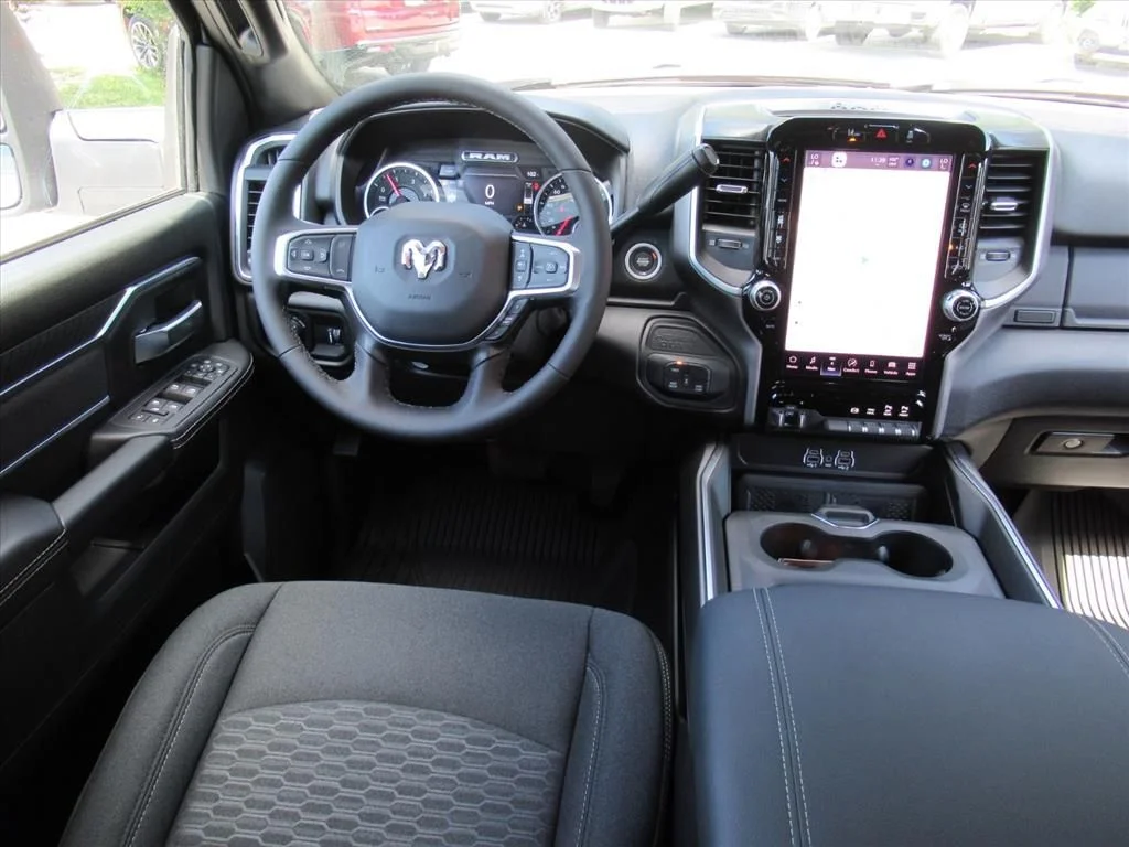 2026 RAM 2500 Big Horn - Photo 14