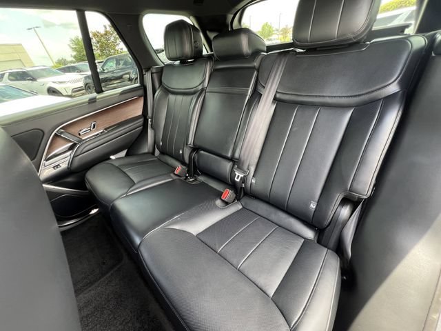 2023 Land Rover Range Rover SE - Photo 13