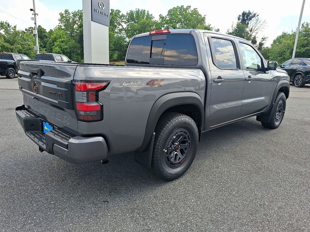 2026 Nissan Frontier — photo 4