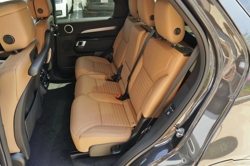 New 2026 Carpathian Grey Land Rover Dynamic SE image 28