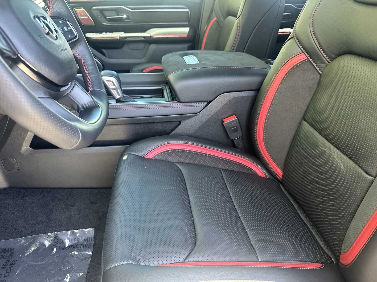 New 2026 Diamond Black Crystal Pearl-Coat Exterior Paint RAM RHO image 15