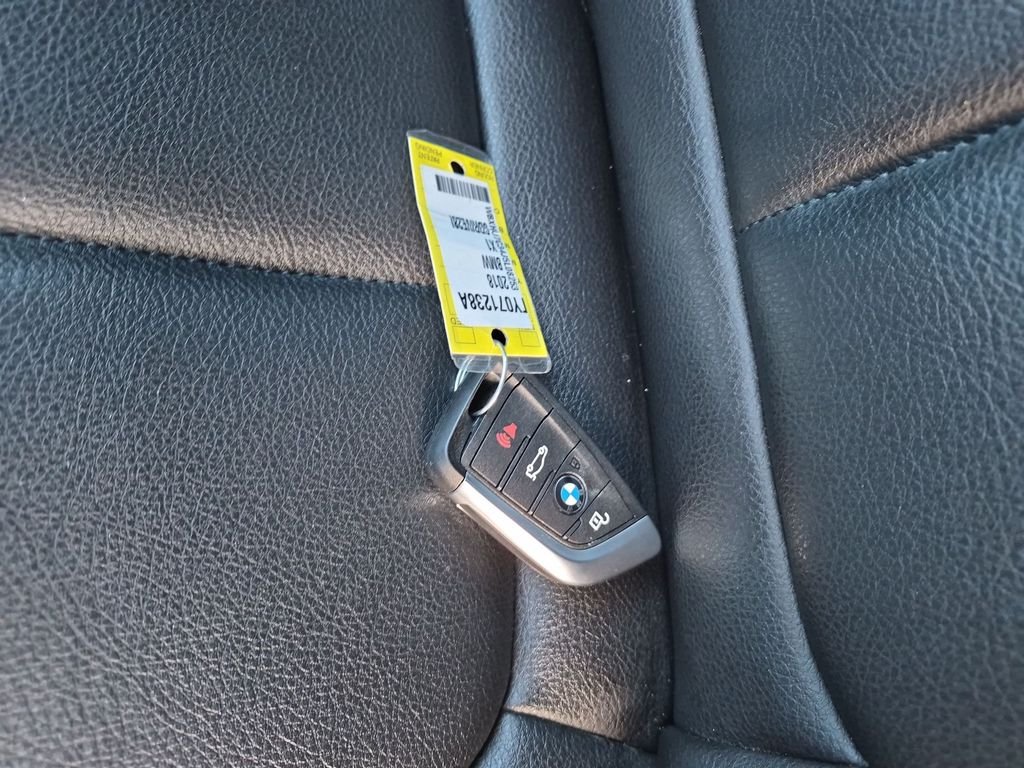 Used 2018 Gray BMW sDrive28i image 33