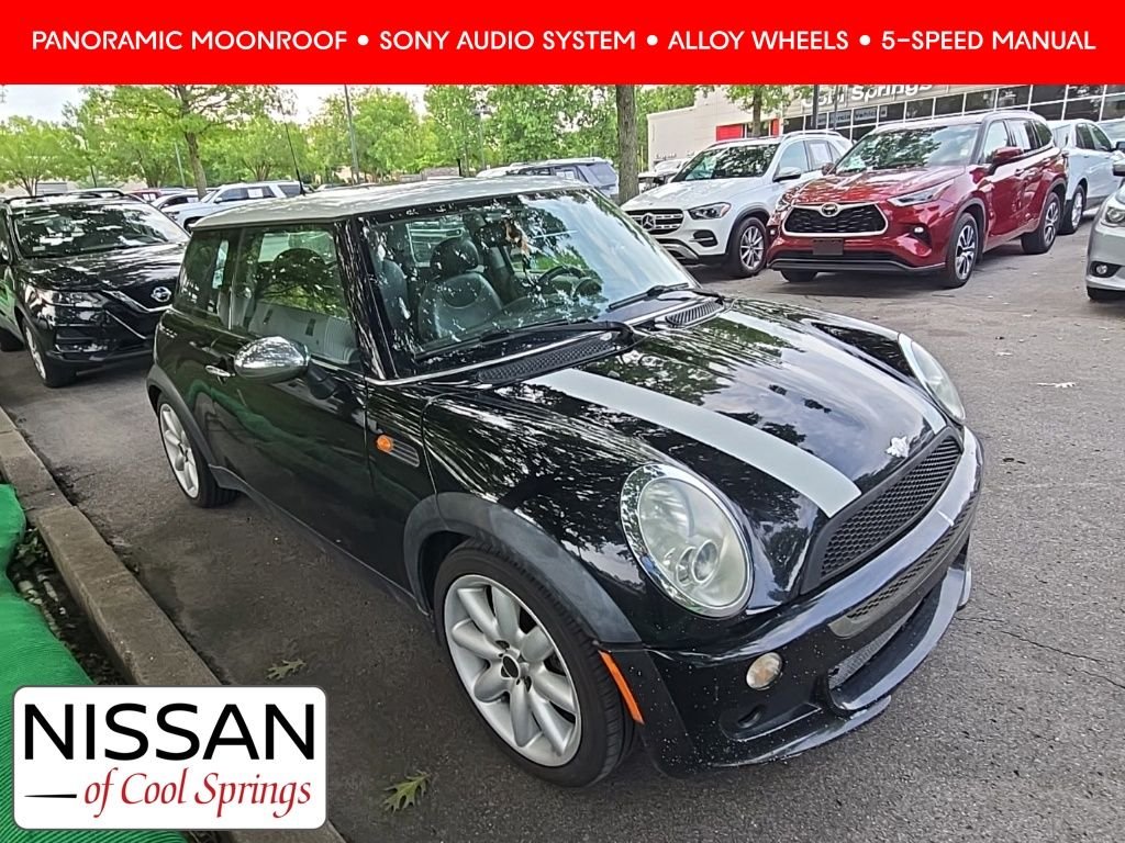 2005 MINI Cooper -'s photo