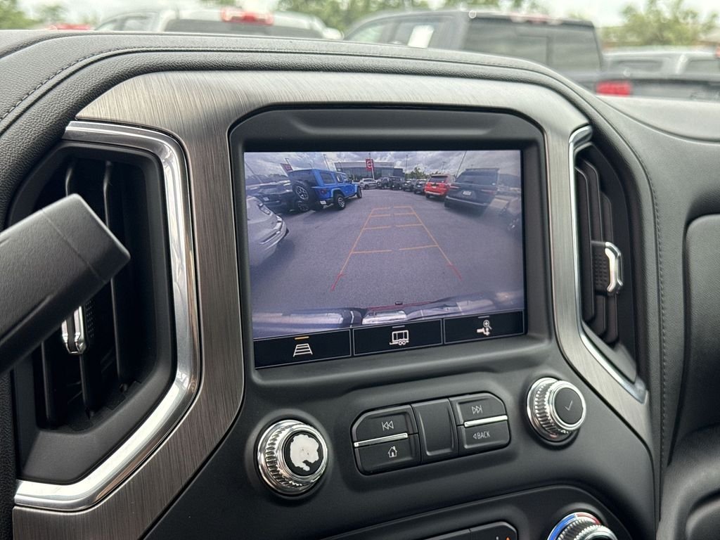 Used 2022 Red GMC Denali image 17