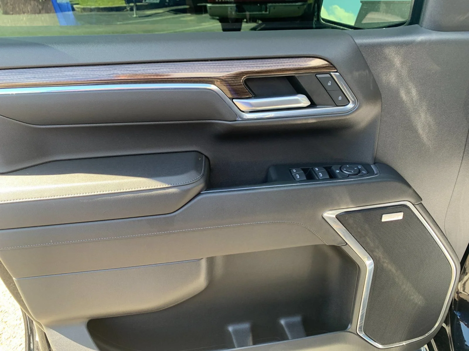 Used 2023 Black Chevrolet RST image 11