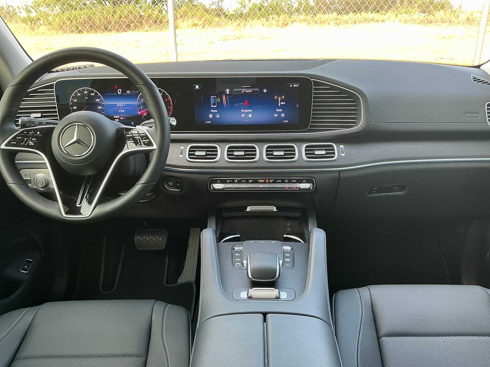 Certified Used 2026 Black Mercedes-Benz GLS 450 image 20