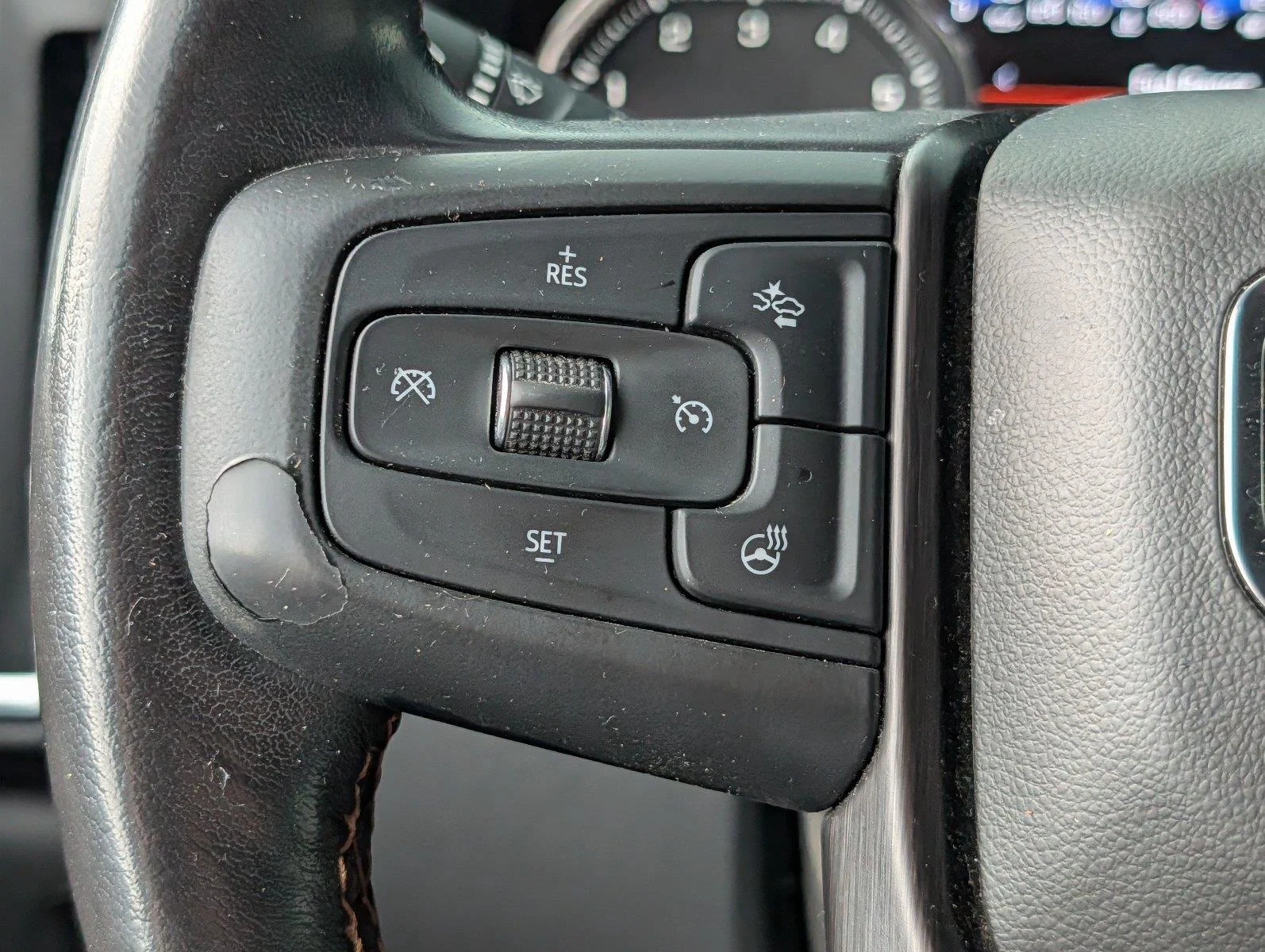 Used 2020 SUMMIT WHITE GMC AT4 image 27