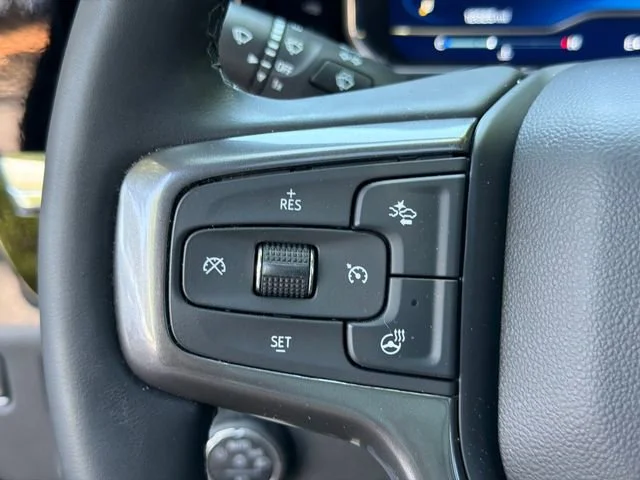 Used 2025 Black Chevrolet High Country image 24