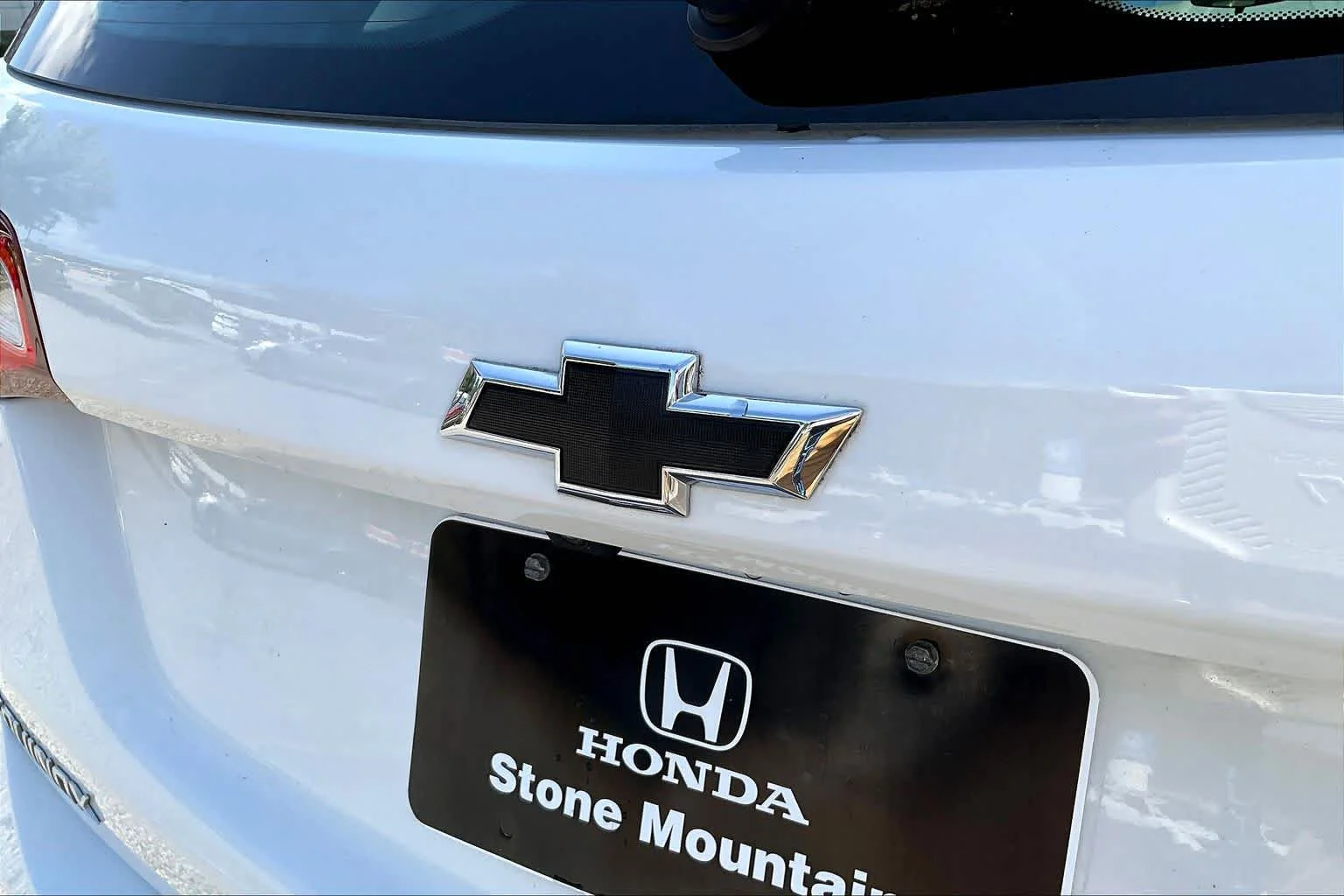 Used 2021 Summit White Chevrolet LS image 10