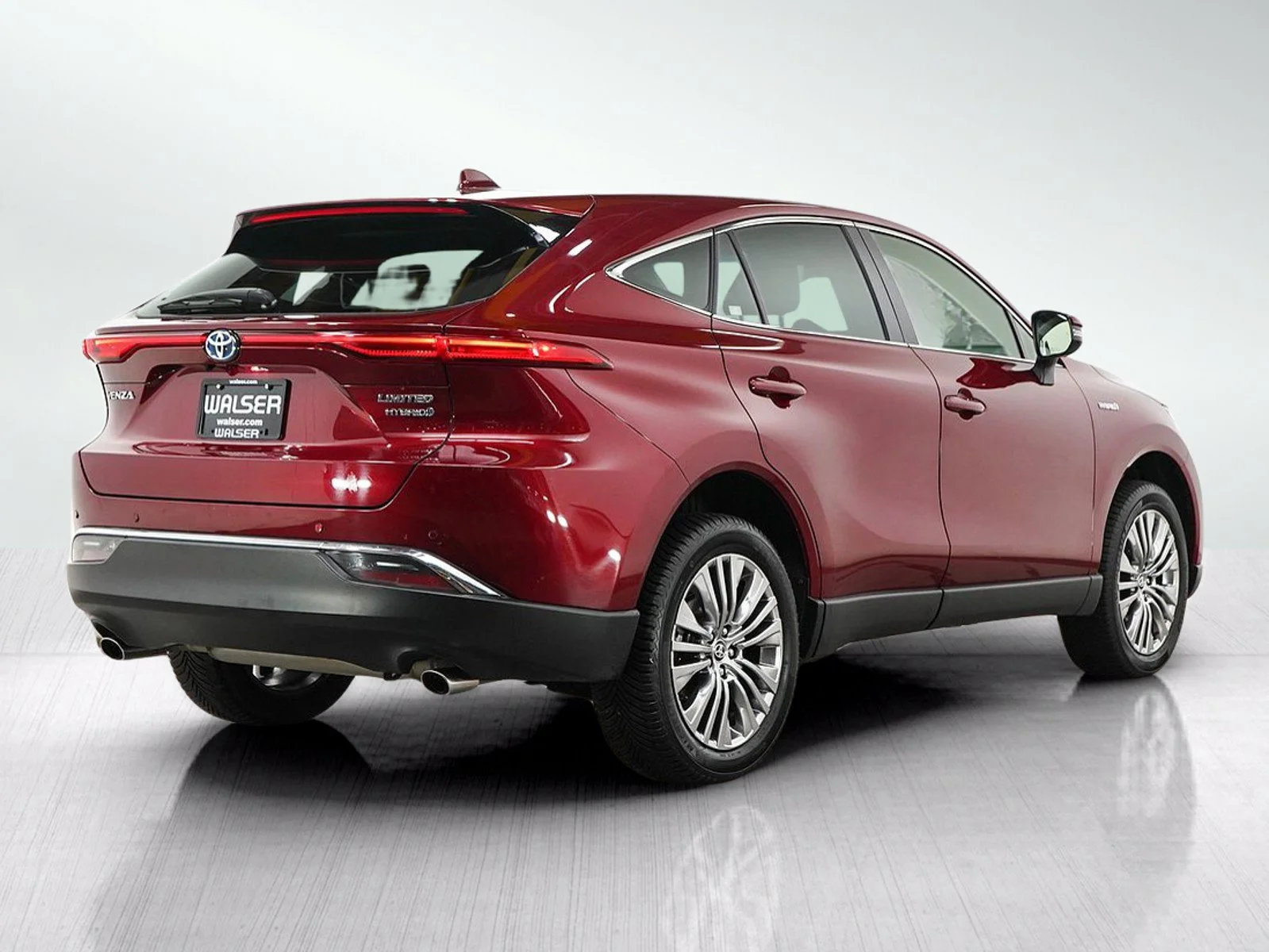 Used 2021 Pearl Toyota Limited image 6