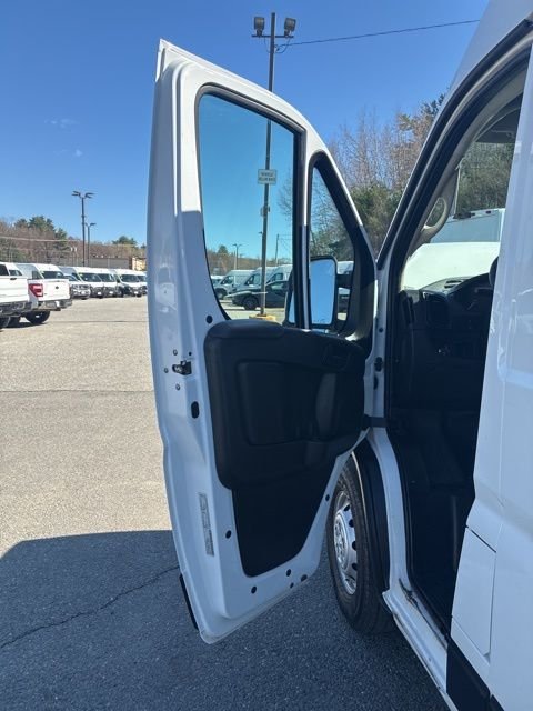 Used 2023 White Ram High Roof image 21