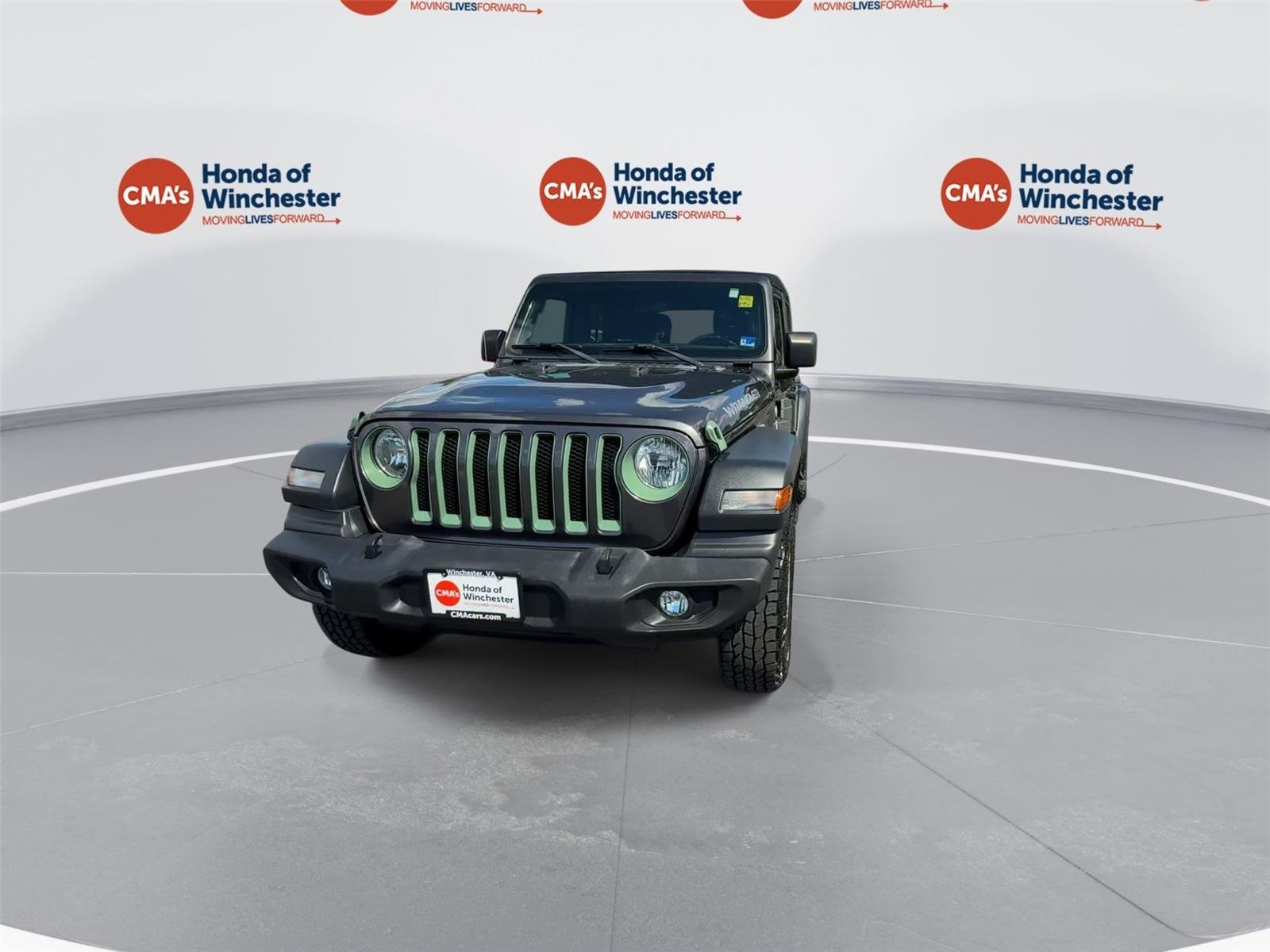 Used 2018 Granite Crystal Metallic Clearcoat Jeep Sport S image 6