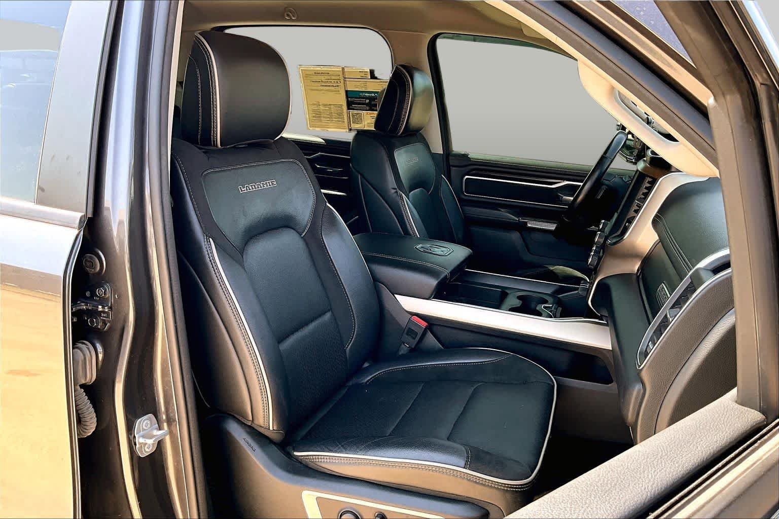 Used 2022 Granite Crystal Metallic Clearcoat Ram Laramie image 9