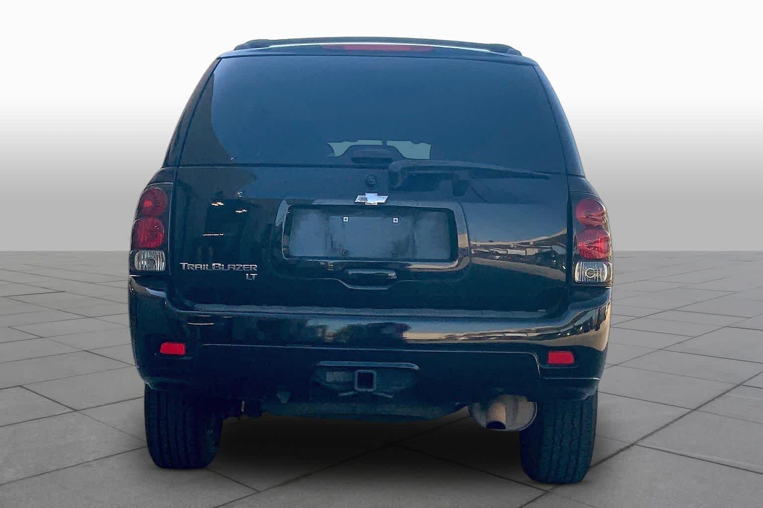 Used 2008 Black Chevrolet LT w/1LT image 4