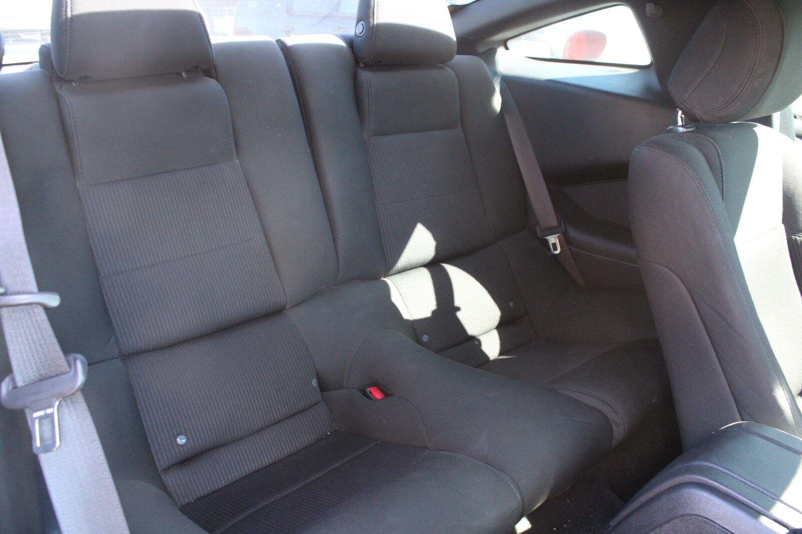 Used 2014 Gotta Have It Green Metallic Tri-Coat Ford 2dr Cpe GT image 5