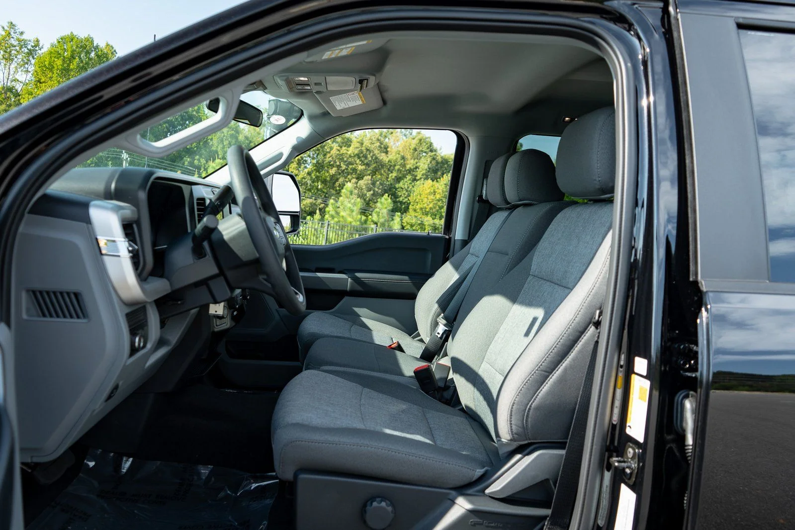 2026 Ford F-250 Super Duty XL - Photo 14
