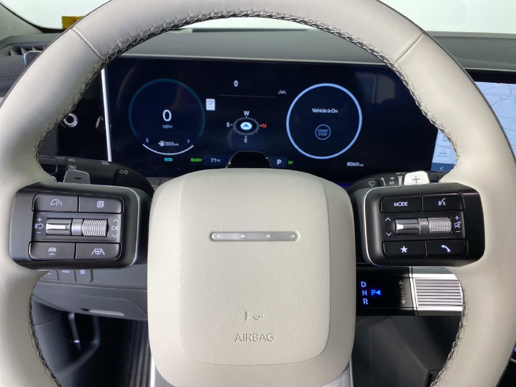 Used 2026 White Hyundai Calligraphy image 16