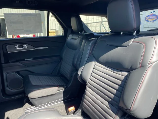 New 2026 Black Metallic Ford ST-Line image 9