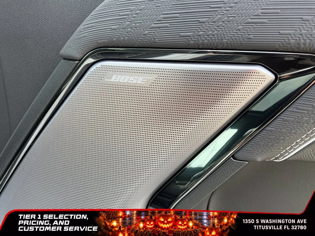 Used 2024 Summit White GMC AT4X image 18