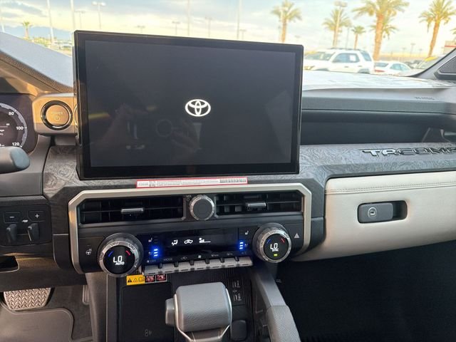 New 2026 Wind Chill Pearl <sup>1</sup> Toyota Tacoma Limited image 19