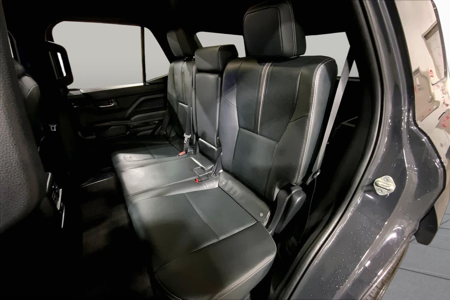 Used 2025 Underground Toyota Limited image 21