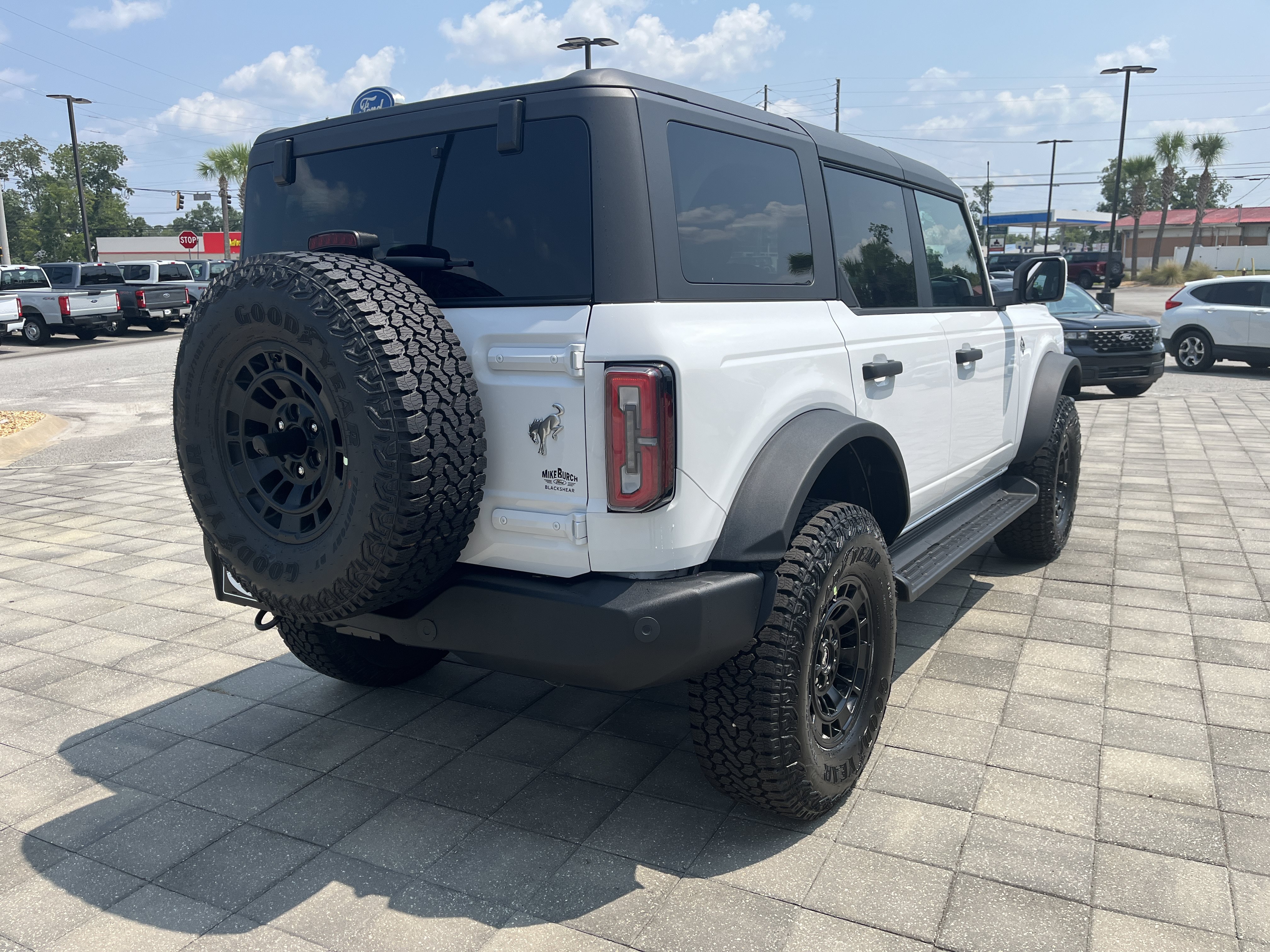 New 2026 Oxford White Ford Outer Banks® image 6