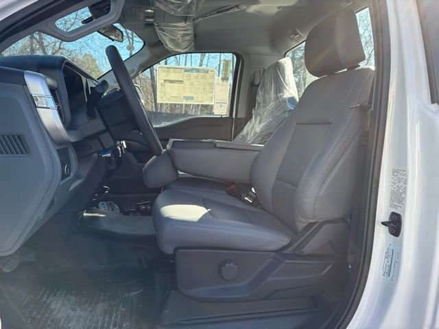 New 2026 Oxford White Ford XL image 27
