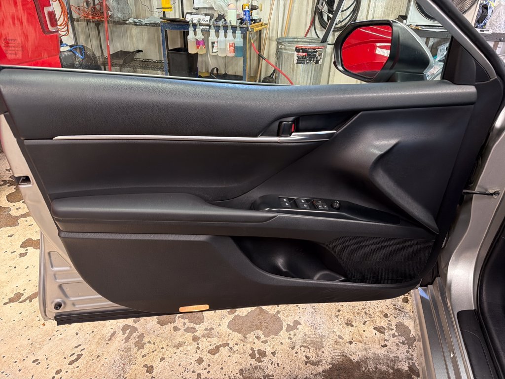 Used 2019 Silver Toyota SE image 14