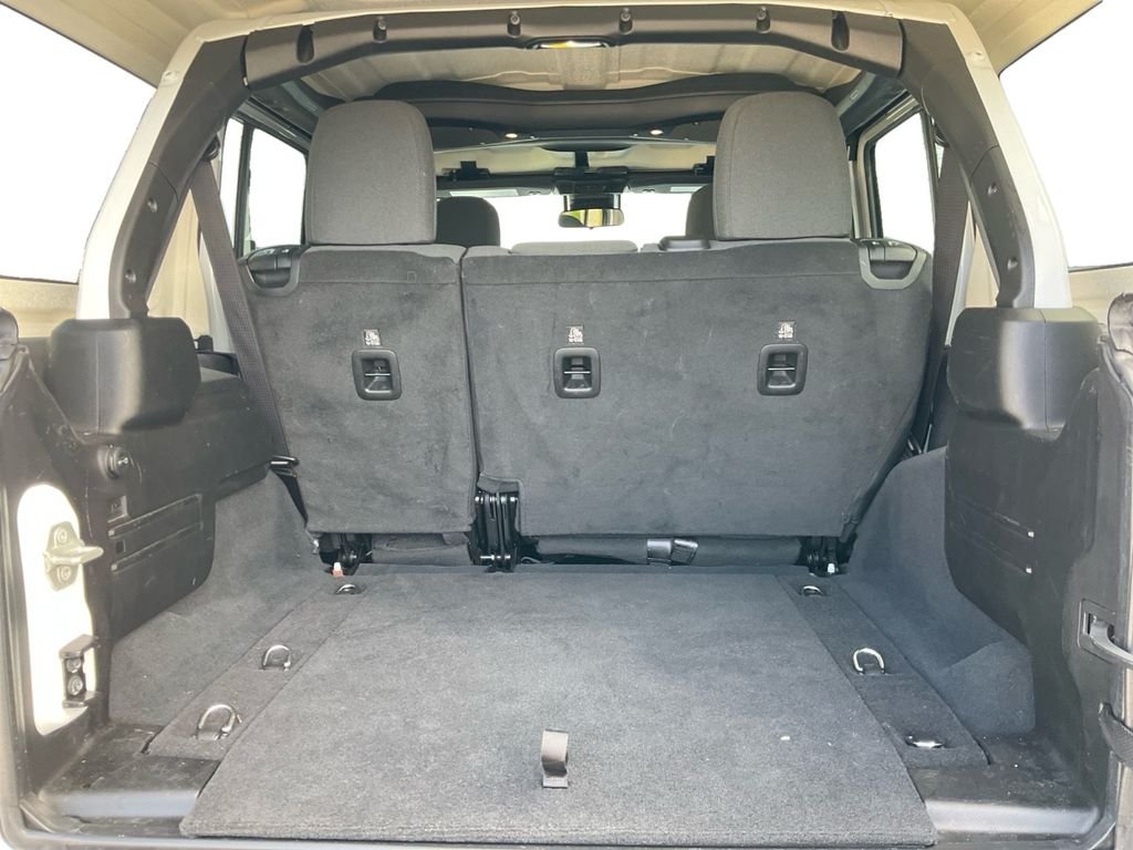 2024 Jeep Wrangler 4-Door Rubicon - Photo 13