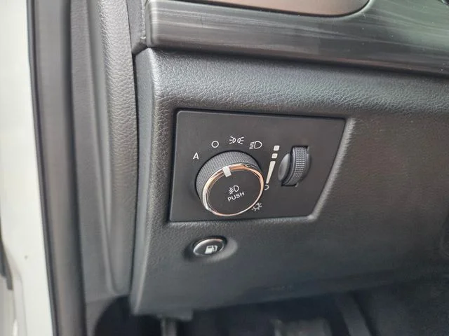 Certified Used 2022 White Jeep Laredo X image 20
