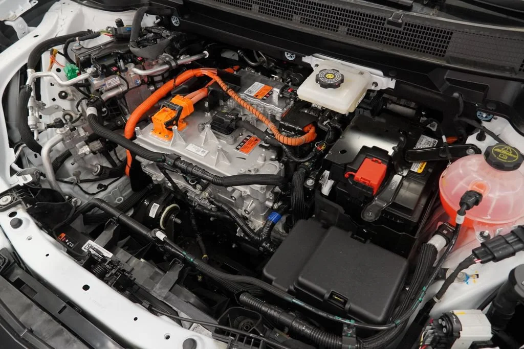 New 2026 Summit White Chevrolet LT image 39